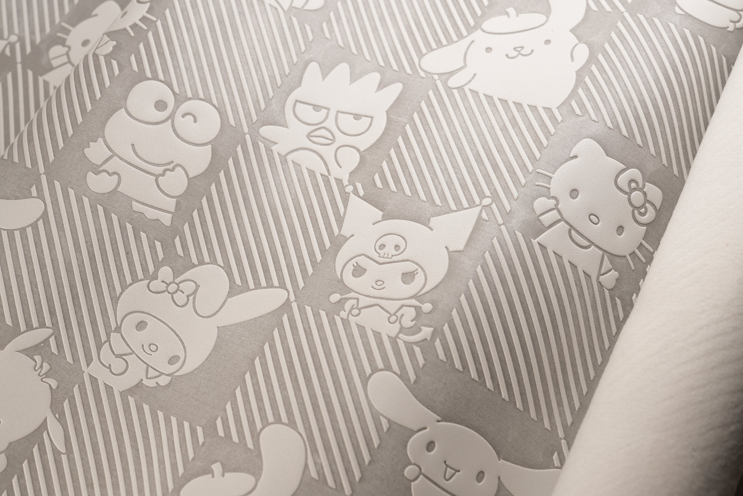 SNR EMBOSSED VINYL | RTS