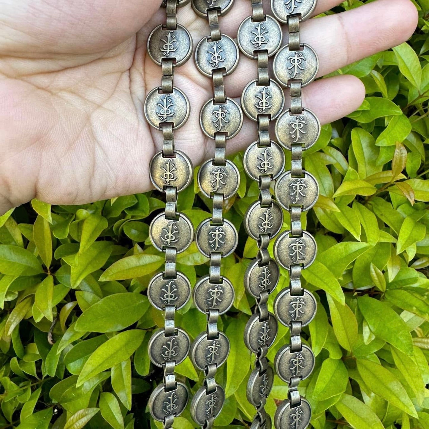 THE ONE SIGNATURE CHAIN | RTS