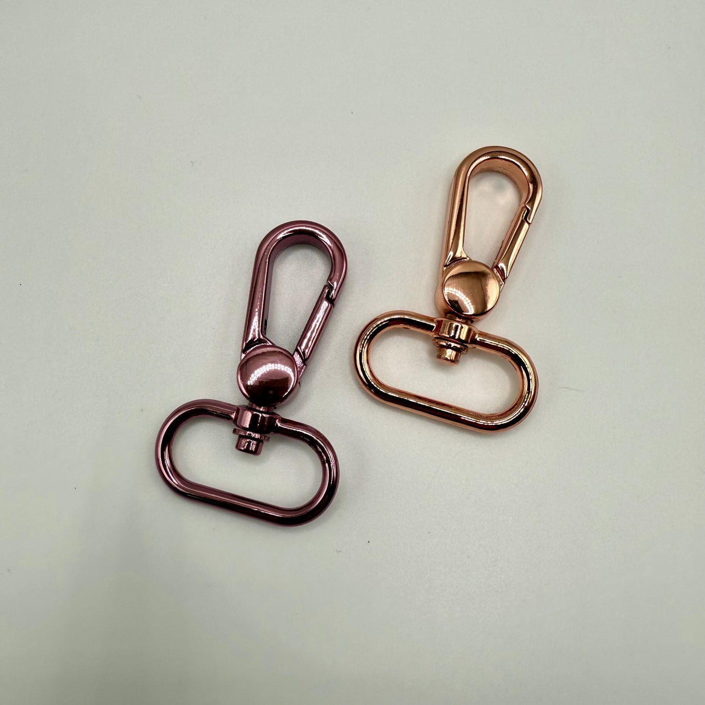 1" Colored Swivel Hooks (2x) - RTS