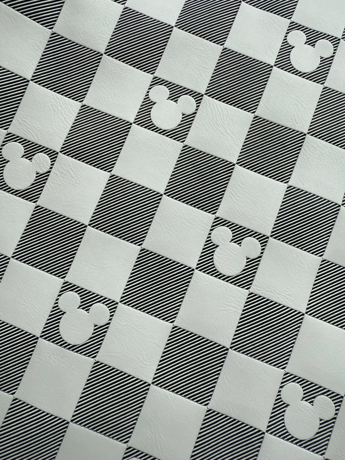 R8VF PREORDER | CHECKERED MOUSE DEBOSSED | 16 WEEKS TAT